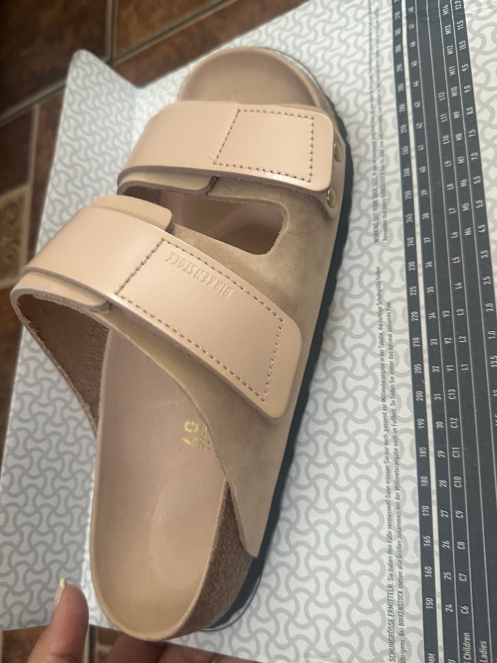 New in box with tags Birkenstock Uji Beige Women’s 9 - Picture 2 of 10